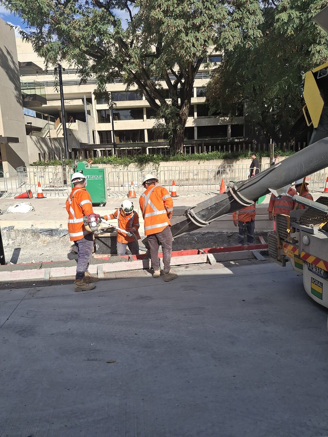 A construction site in Brisbane. Part-time and casual earnings reduce the payment under the income test.